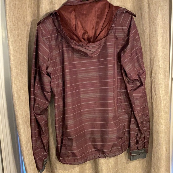 Asics Performance Rain Jacket - Picture 2 of 4